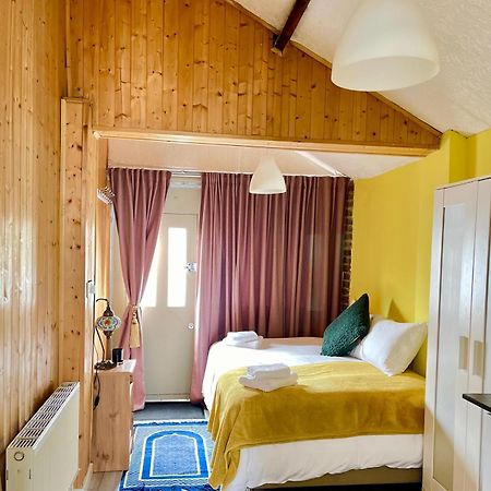 La Estrella Lejlighed Beckenham Eksteriør billede